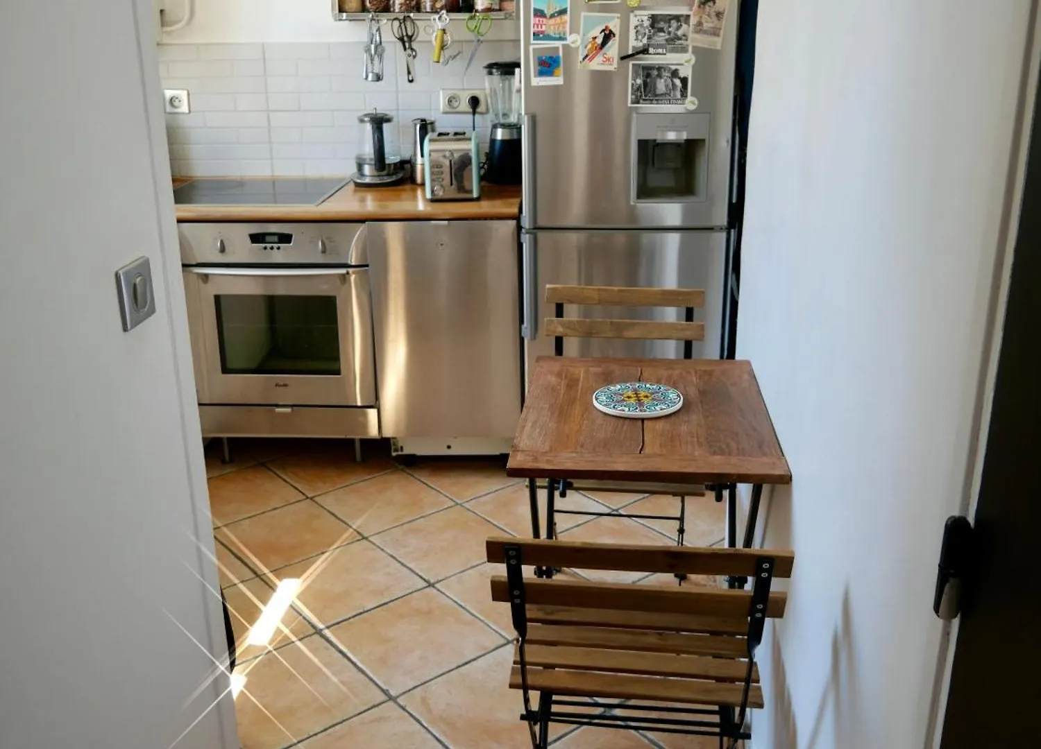 Amazing 1 Bedroom Apartment At Abbesses Paris 0*,