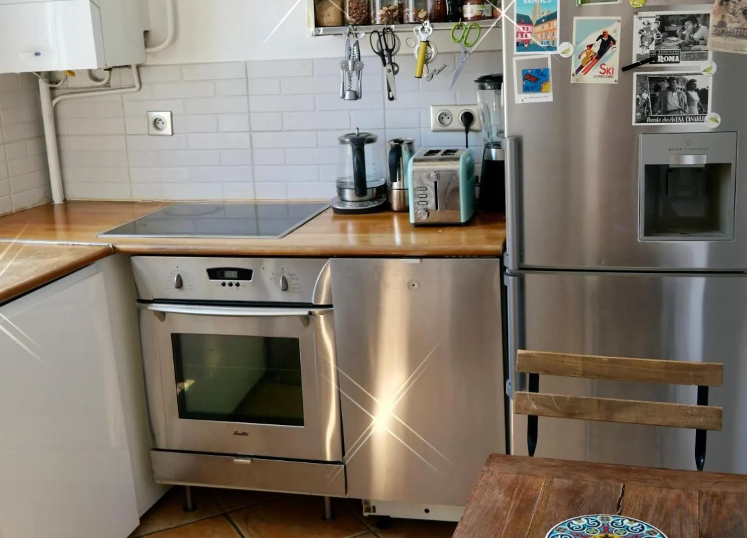 Amazing 1 Bedroom Apartment At Abbesses Paris
