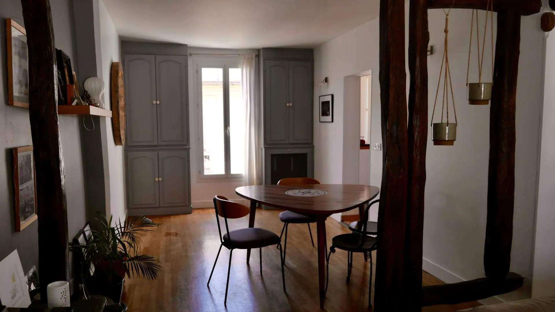 Amazing 1 Bedroom Apartment At Abbesses Paris 0*,  France